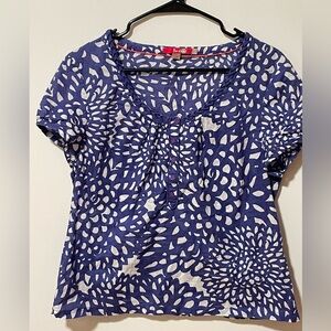 Boden Blue and White Patterned Top Women’s 10, Measures Like a Small
